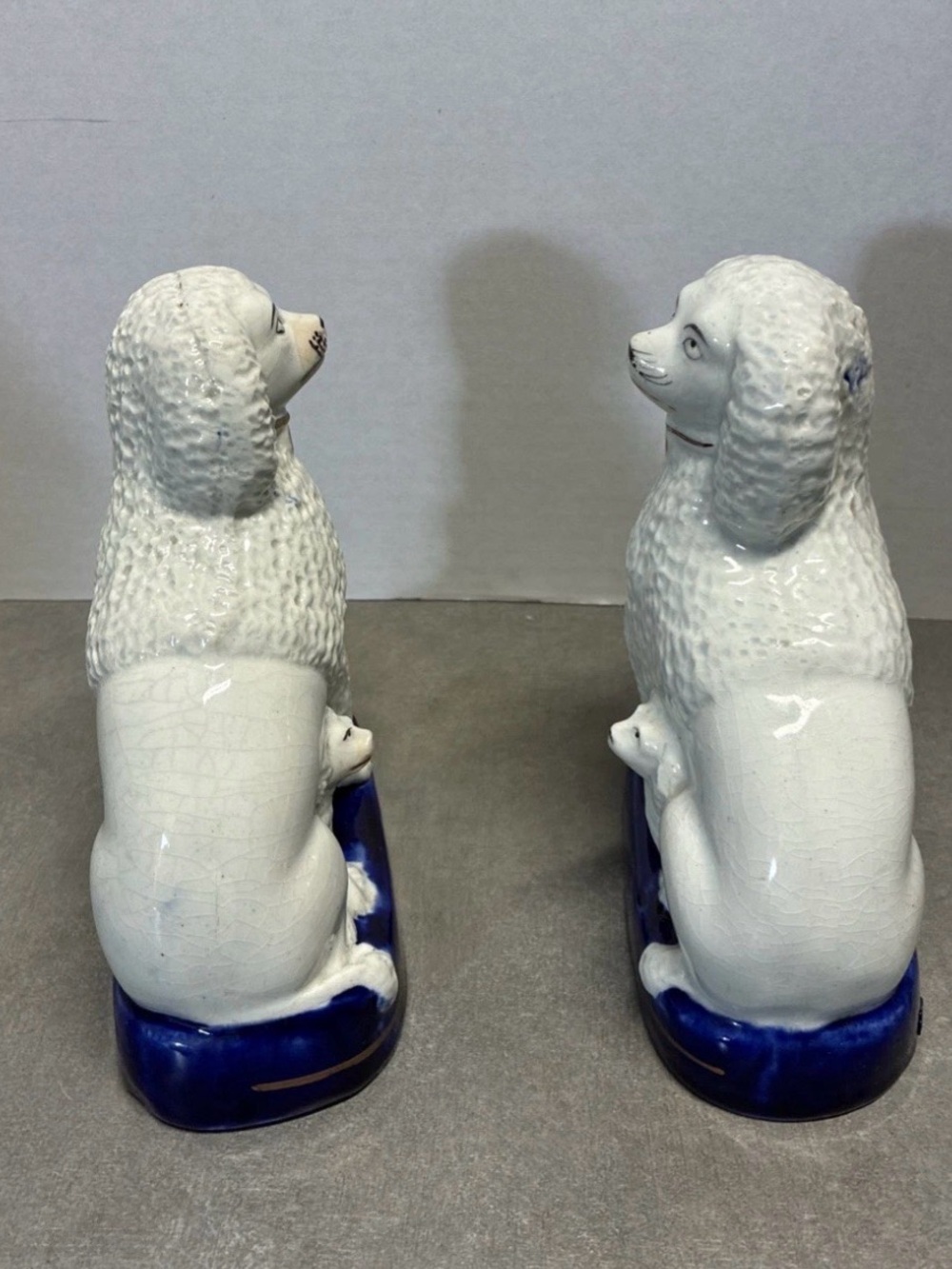 Pair Of Staffordshire 19 c. Poodle Mum With 2 Pups Cobalt Base Gilt Trim - Picture 7 of 16